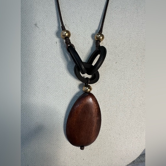 Long adjustable NWT J.Jill teardrop wooden bead necklace - Picture 4 of 4